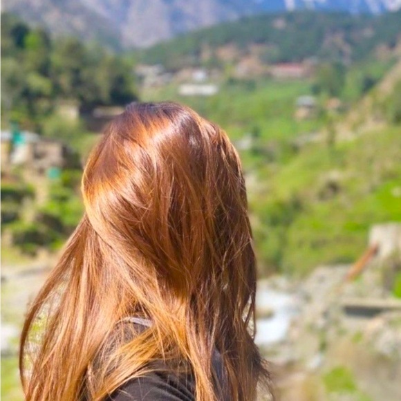 Meet your Posher, Amanda - Picture 1 of 1